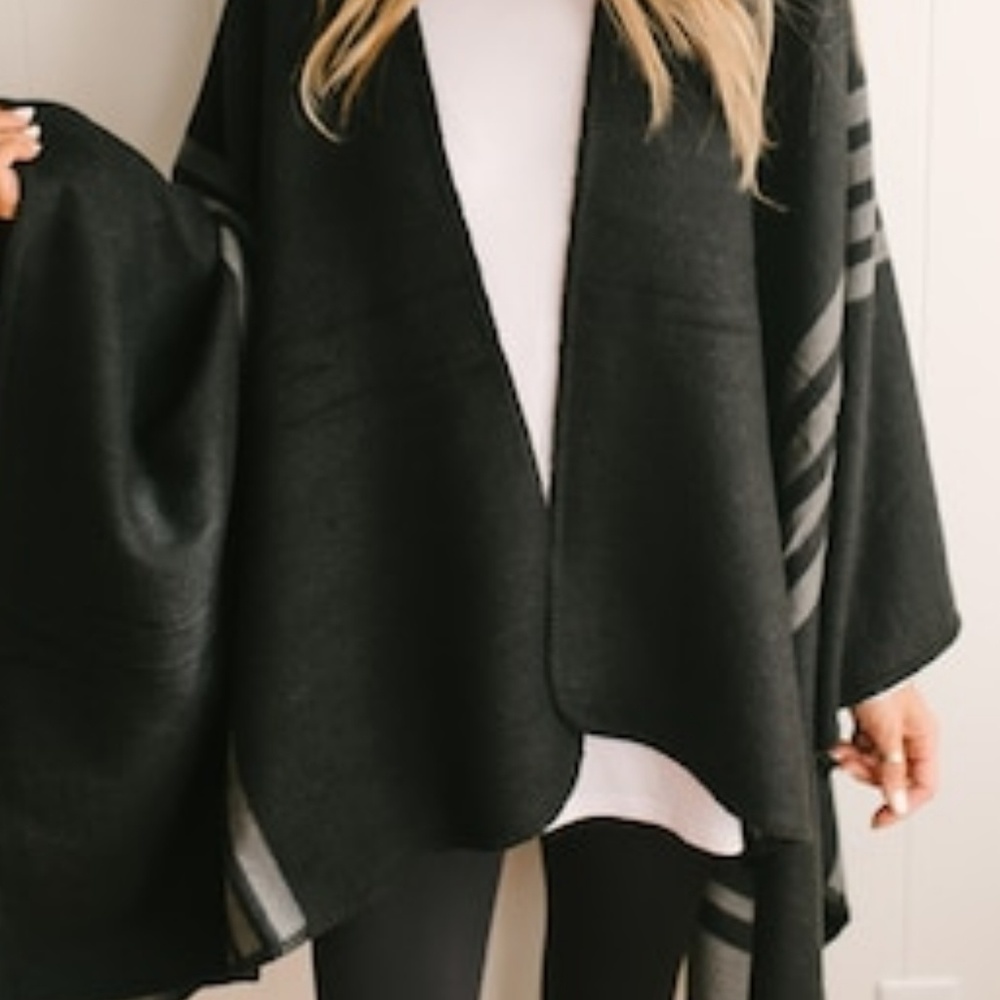 💰Poncho - Picture 7 of 8